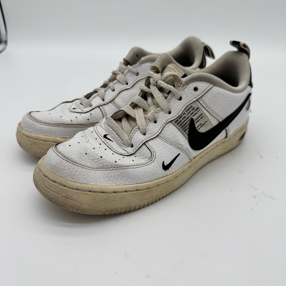 Nike Air Force 1 LV8 Utility GS Youth Size 5.5Y Shoes AR1708-100 Sneakers